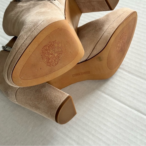 Vince Camuto VP Isanna Boots - Picture 11 of 15